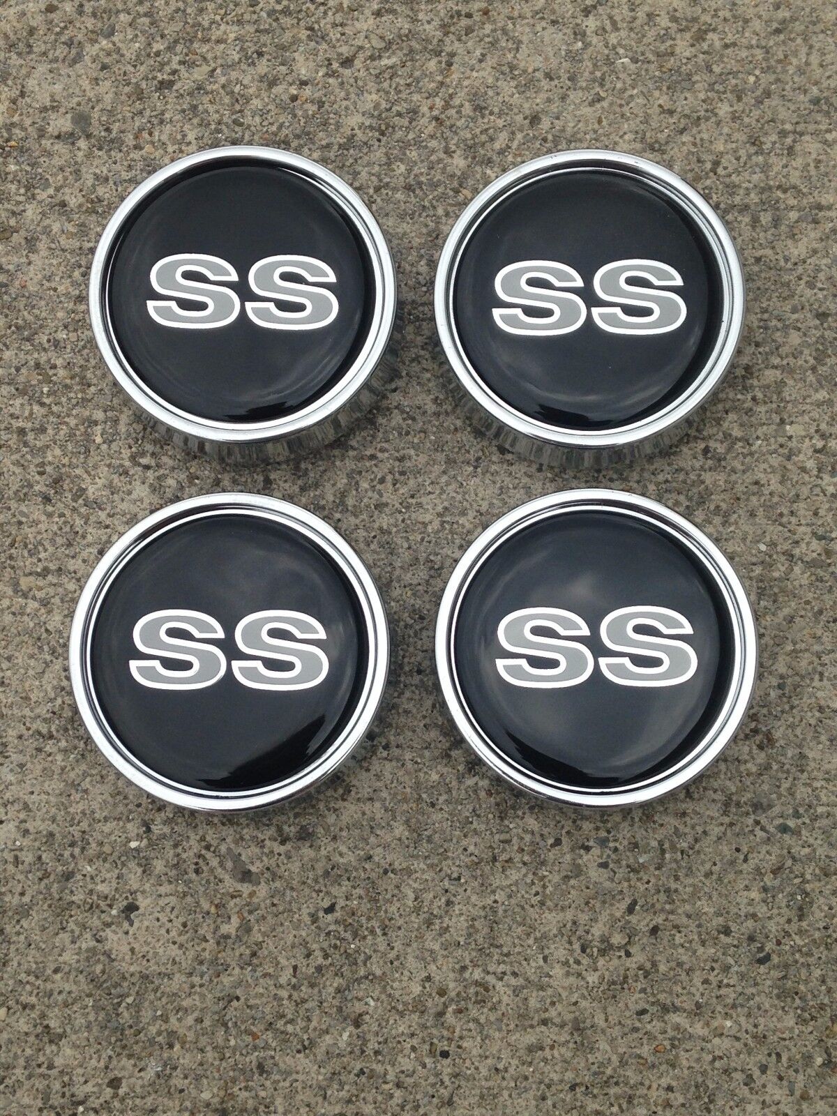 1986 - 1988 New Monte Carlo SS Center Caps Set of 4 with Silver SS Letters
