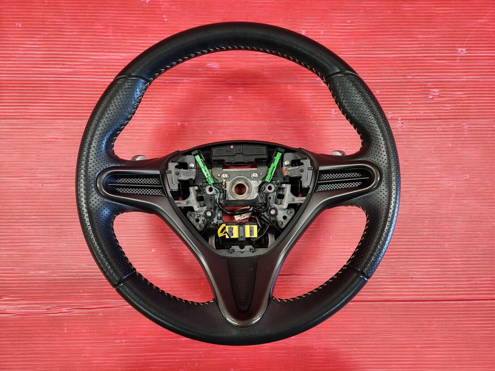 Honda GE8 Fit RS Genuine Leather Steering Wheel GP1/GE6/GP2 Jazz Handle