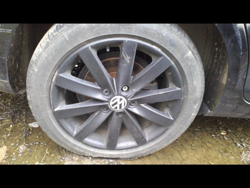 Used Wheel fits: 2012 Volkswagen Jetta 5x112mm 17x7 alloy 10 spoke Grade B