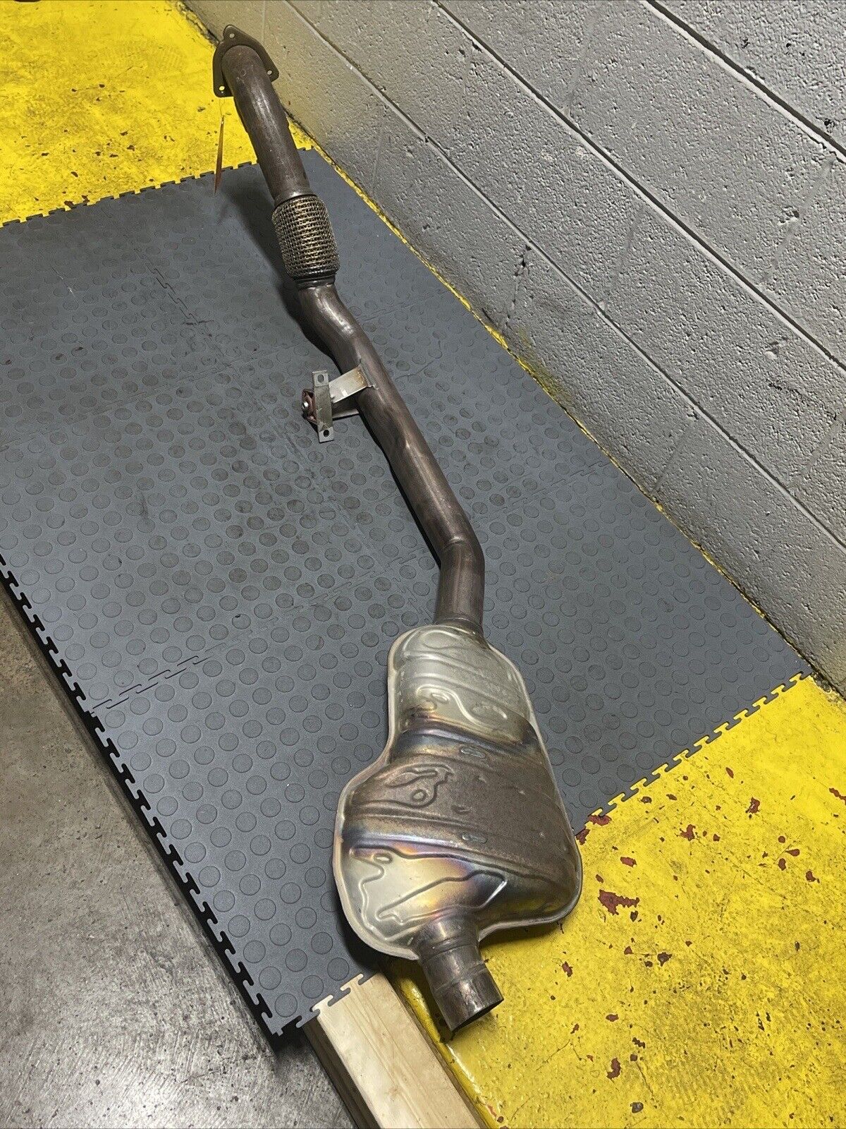 🚘OEM 2018-2023 AUDI Q5 ENGINE EXHAUST SYSTEM MUFFLER PIPE 80A253211C🔷