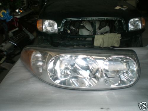 2000-2005 BUICK LE SABRE OEM RIGHT PASSENGER HEADLIGHT FACTORY COMPLETE 