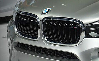 BMW 2014+ F15 F85 X5 M OEM Genuine X5 M Front Grille Pair Brand New