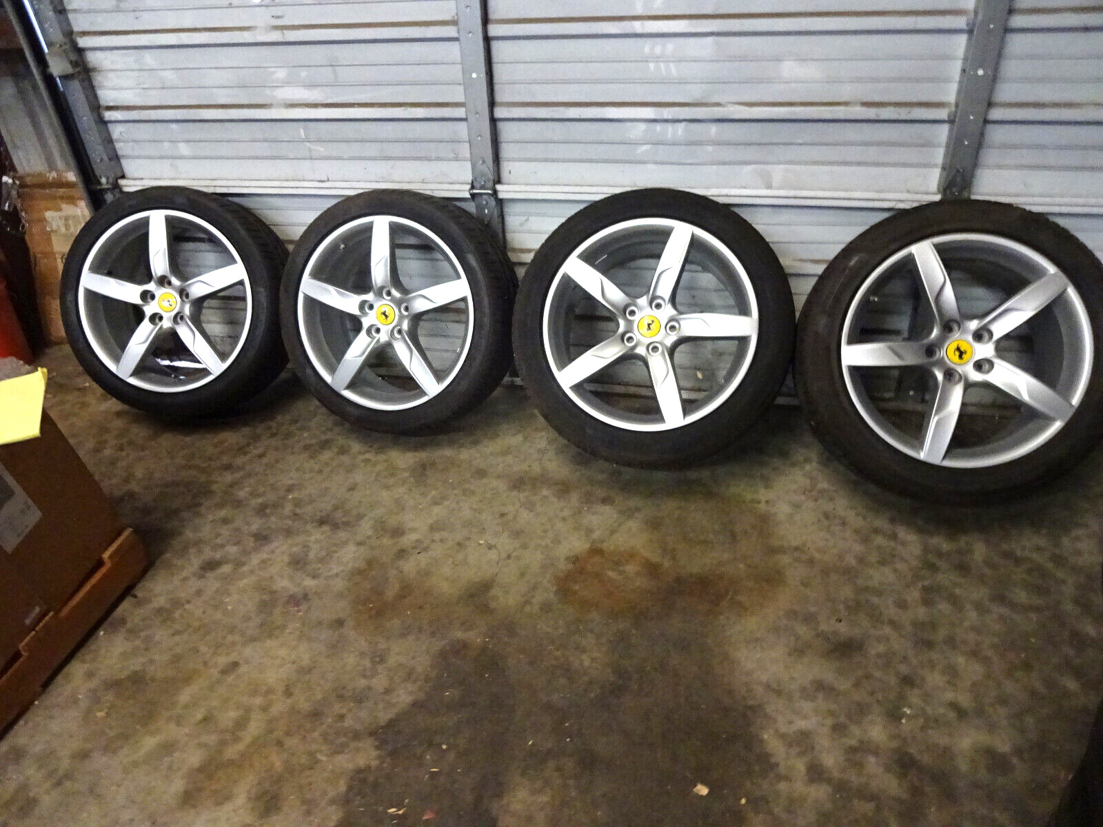 Ferrari California T  - Wheel / Rim Set 19 Inch Front & Rear P/N 291342 - 301960
