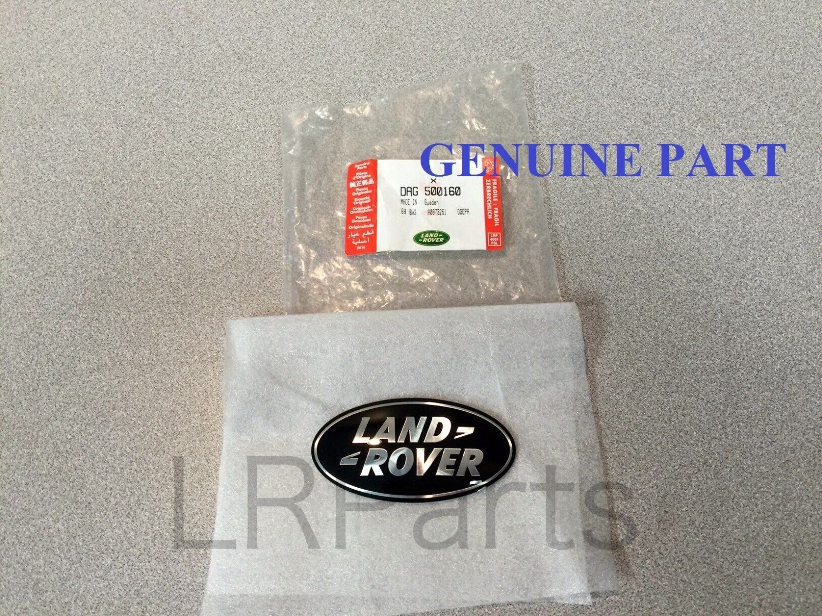 Land Rover Range Rover L322 03-06 Black On Silver Grille Badge Genuine DAG500160