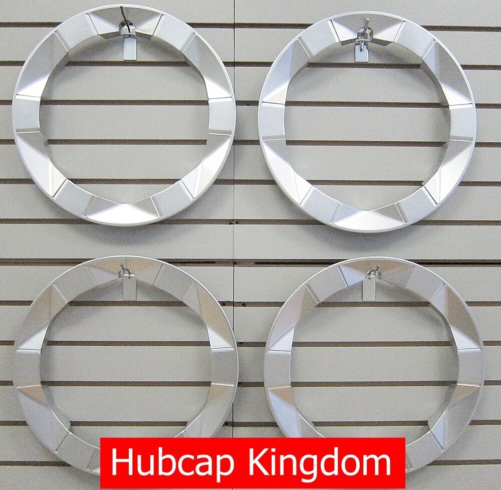 NEW 2004-2009 TOYOTA PRIUS Wheel Beauty Outer TRIM RING SET