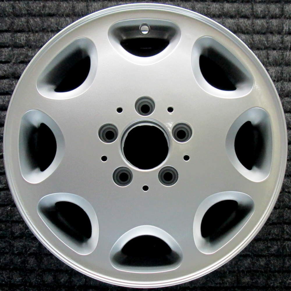 Mercedes-Benz 300SD All Silver 16 inch OEM Wheel 1992 to 1994