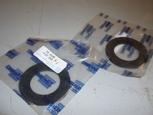 Triumph TR7 TR8 * ORIG FRONT STRUT DUST SEAL - Fits on top of spring cup ** pair