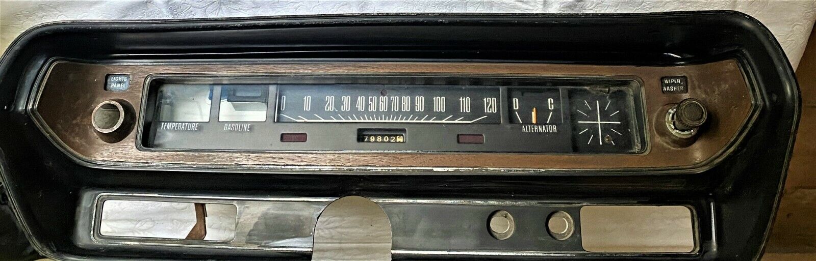  Sale  used  1971-74 Dodge Coronet Speedometer Instrument ClusterGaugesSurround 