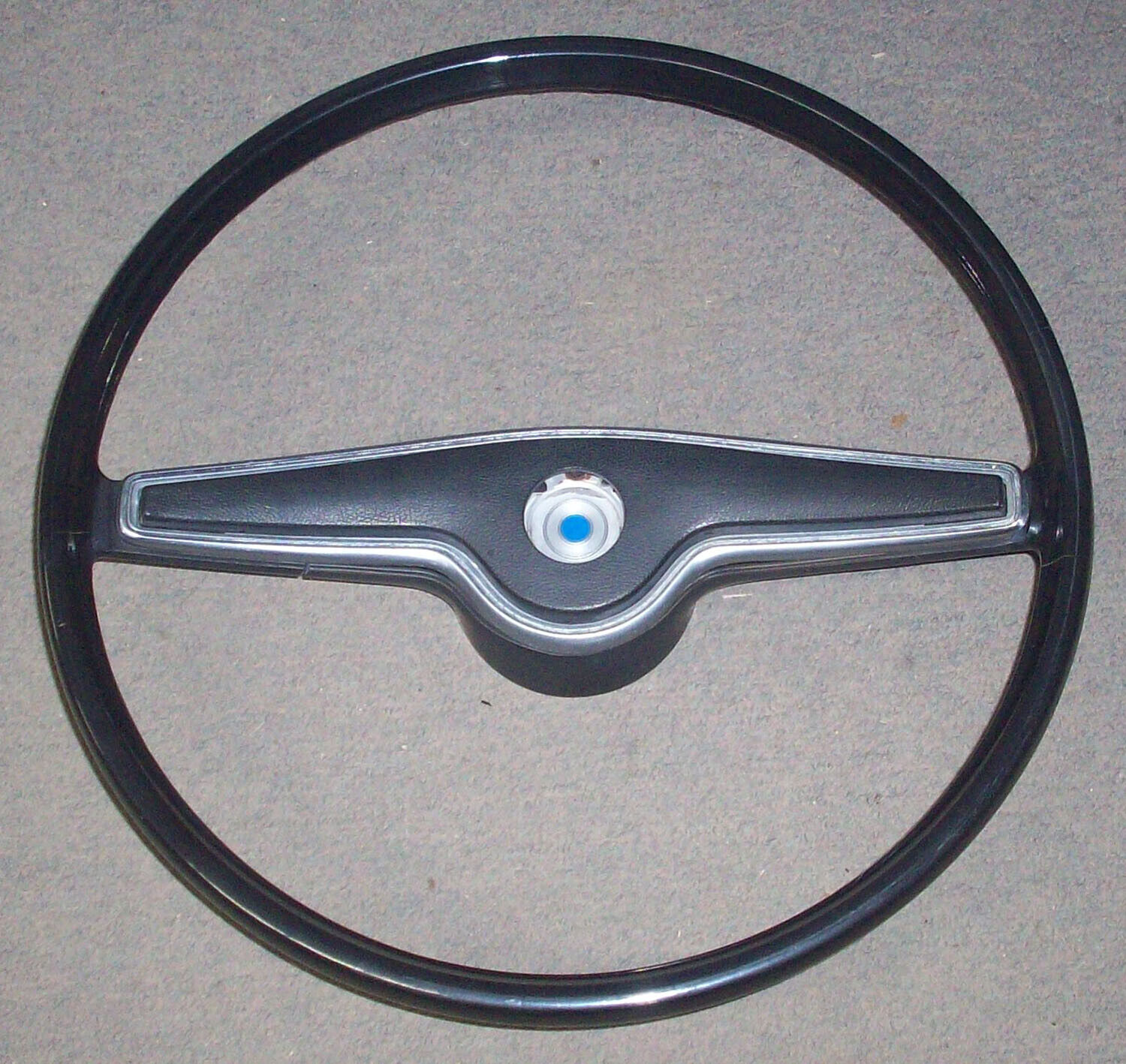 1971 - 1972 AMC Javelin Steering Wheel w/ Horn Bar Used Core Only 71 - 72