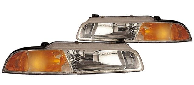 New Replacement Headlight Assembly PAIR / FOR 1997-00 STRATUS BREEZE & CIRRUS