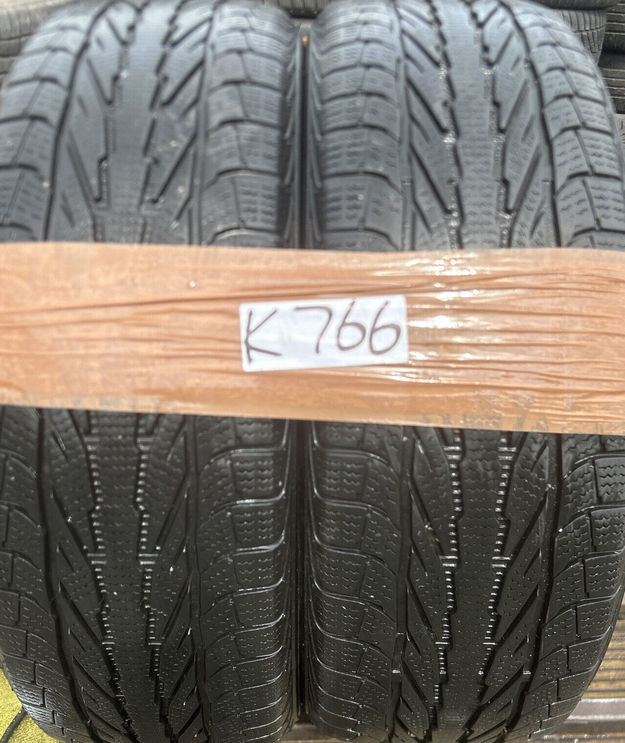 205 60 16 APOLLO WINTER 2056016 96H Part Worn Tyres 5-6mmx2
