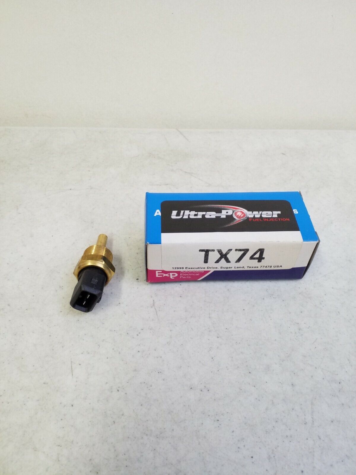 TX74 EXP Automotive Electrical Parts Engine Coolant Temperature Sensor 