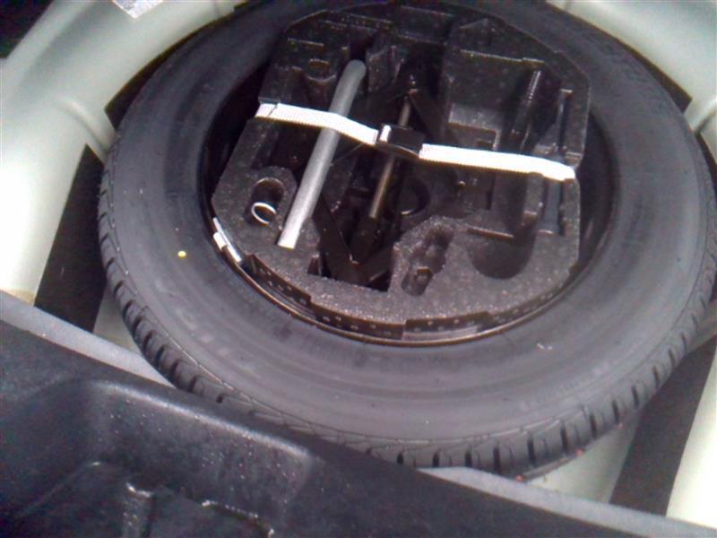 Used Wheel fits: 2014 Volkswagen Jetta 15x6 steel Grade B