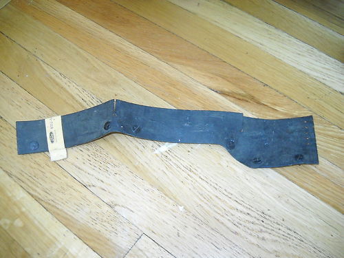 NOS 1973 - 1976 FORD F100 FRONT FENDER TO COWL SEAL LH