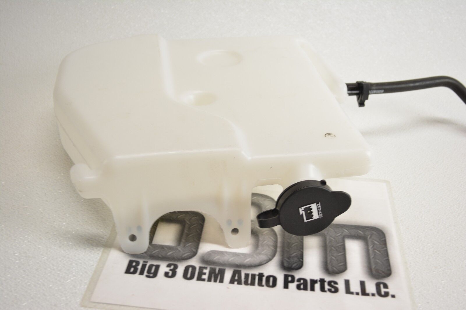 2000-2003 Chevrolet Monte Carlo Impala Coolant Recovery Tank OEM New