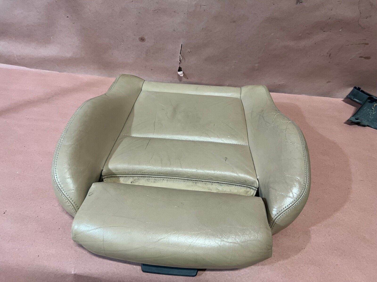 Front Seat Bottom Cushion Pad Beige Leather BMW 325IC 325 318i 320i E36 OEM 67K