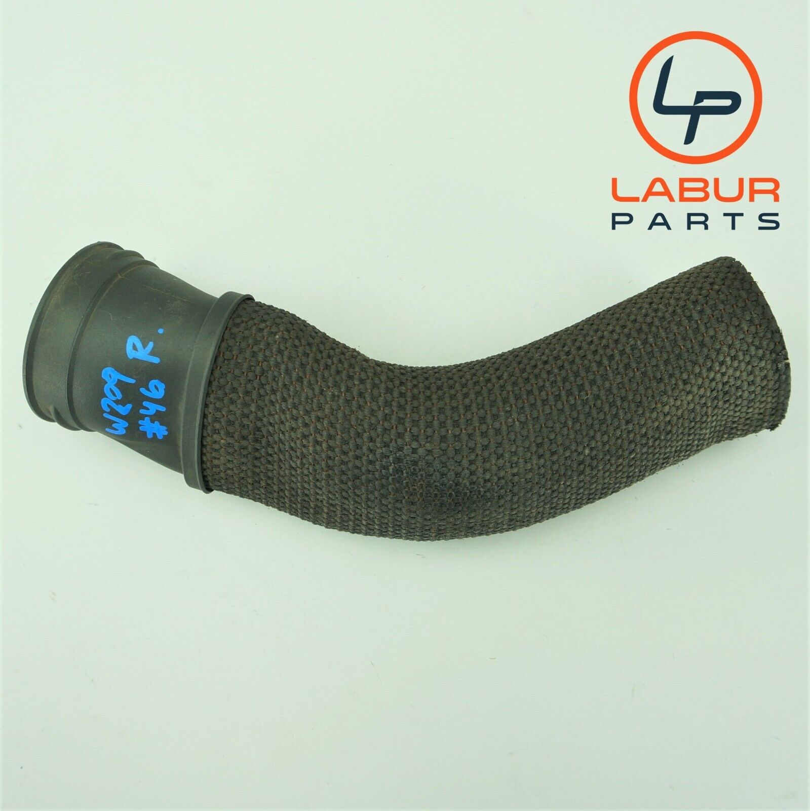 +A1952 W209 MERCEDES 06-09 CLK CLASS FRONT RIGHT PASSENGER SIDE AIR INTAKE DUCT