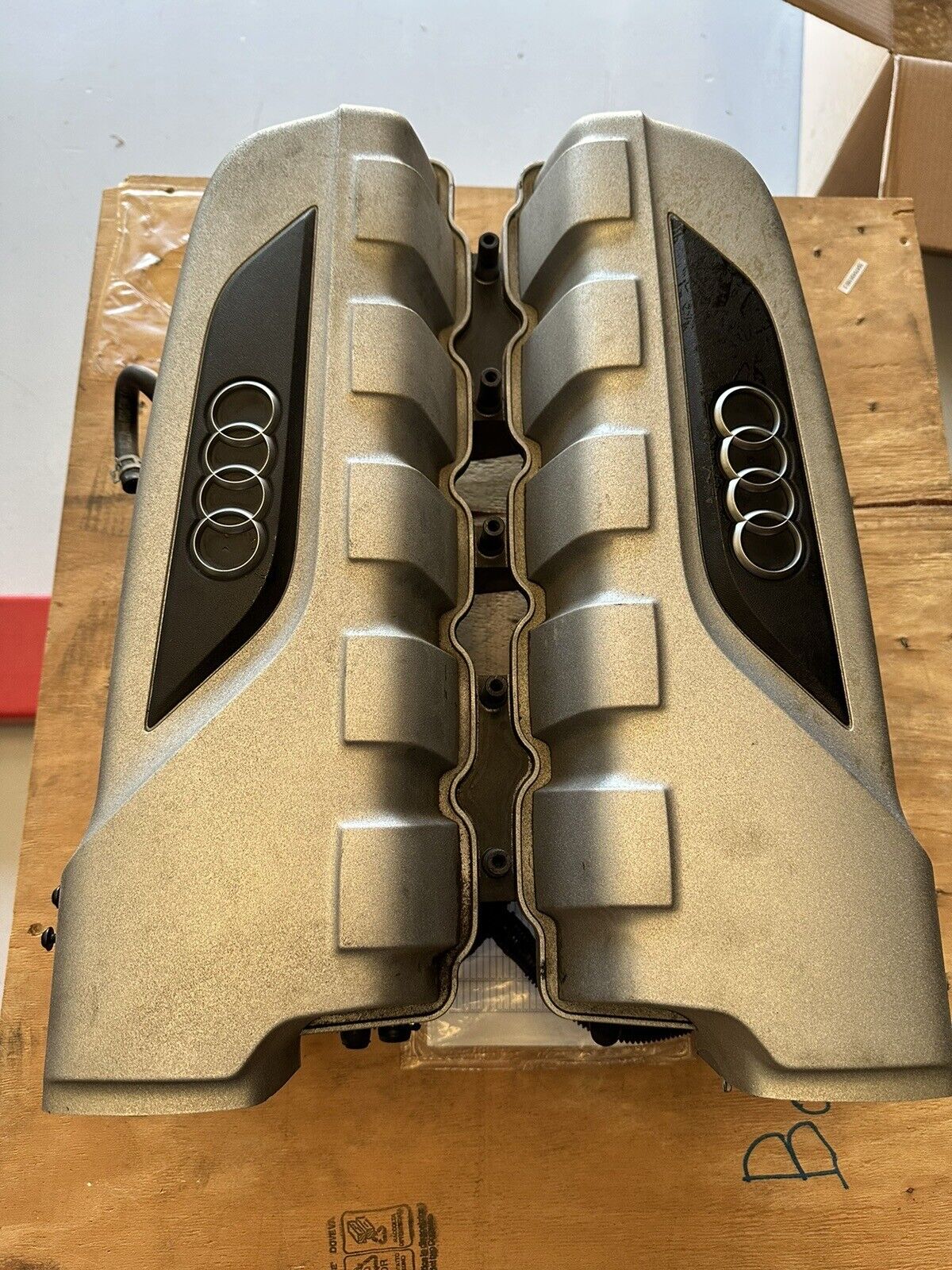 2020 17 18 20 21 22 Audi R8 5.2L V10 Intake Manifold Assembly 