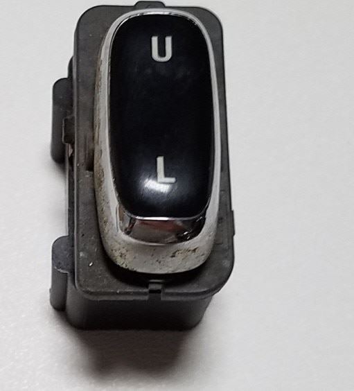 1997 1998 Lincoln Mark VIII Door Lock Unlock Switch F7LB-14017-AAW