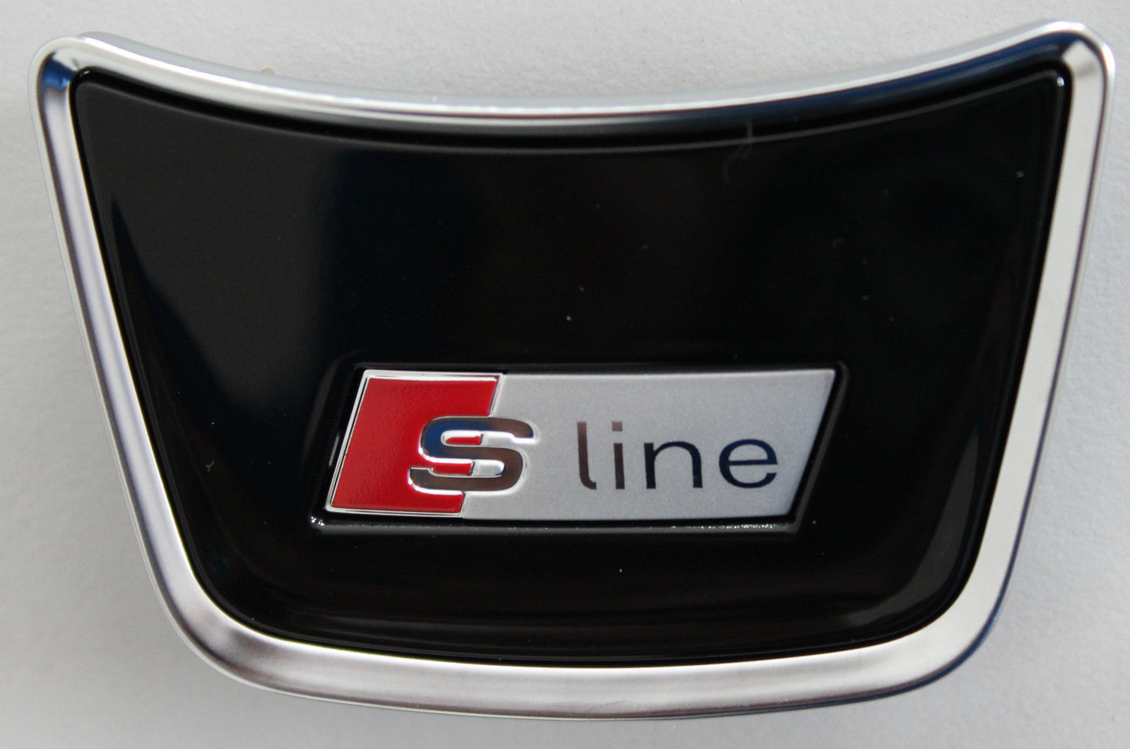 Audi A3 8V S3 original steering wheel clip center S- LINE wheel logo emblem