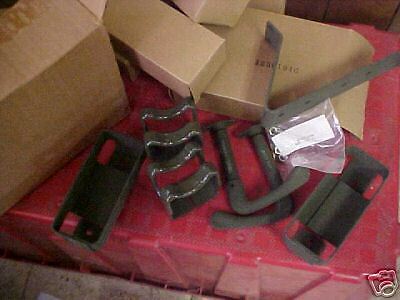 M35A2  6X6 ARMY TRUCK RIFLE MOUNTING KIT