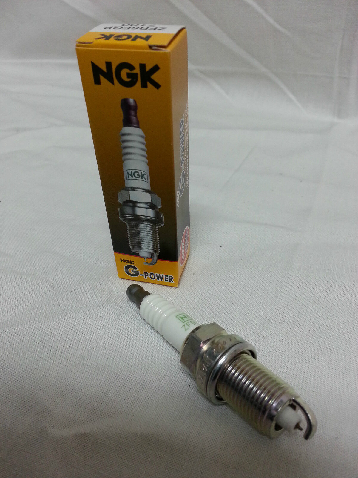 NGK TR5GP SPARK PLUG PLATINUM POWER 1-PEICE (3186) MADE IN JAPAN
