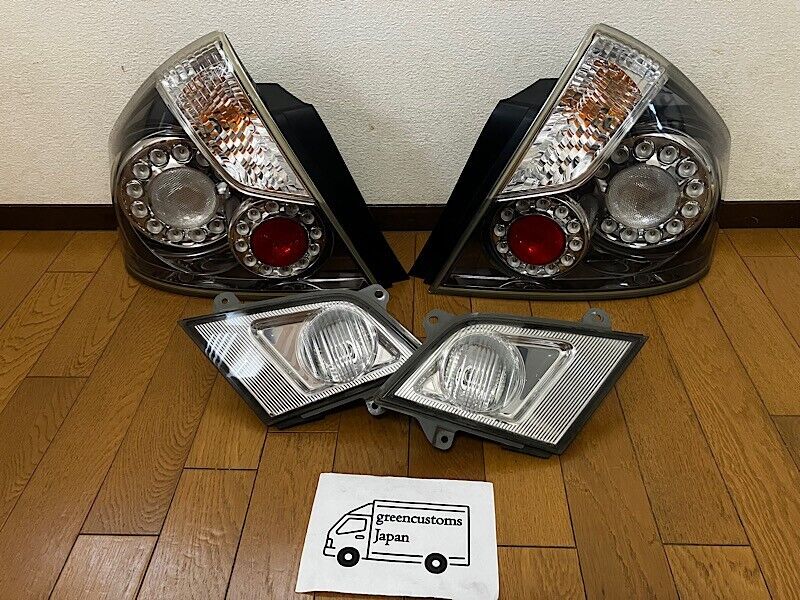 Nissan genuine Fuga Y50 Infiniti M35 M45 LED Taillights Tail Lights Lamps Used