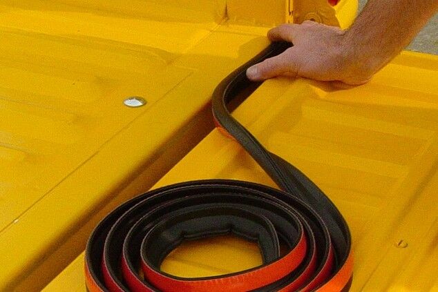 Ultimate Tailgate Seal with Taper Seal® 10ft, w/3M Tape for Pickups (new/other)