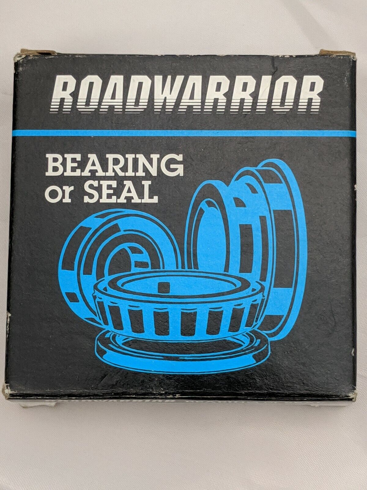 Wheel/oil seal 6815 Road Warrior by Federal Mogul - lot of 2- NIB