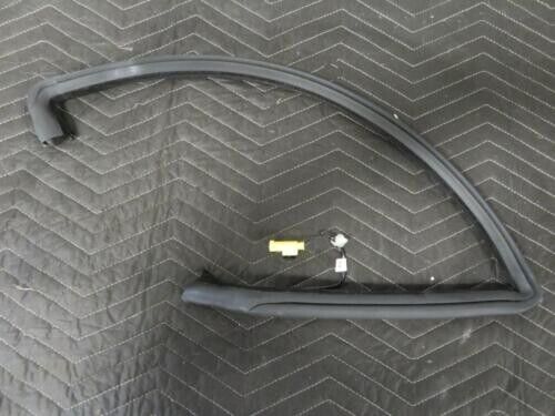 2012 ASTON MARTIN RAPIDE RIGHT REAR DOOR SEAL WEATHERSTRIPPING AD43-F20708-FB 