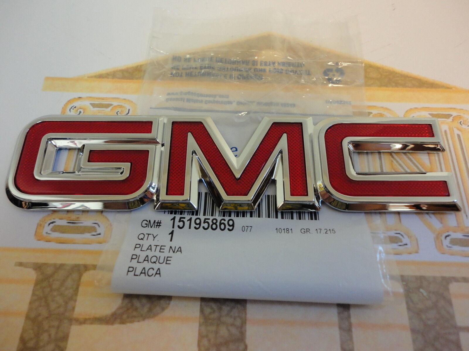 GMC Yukon Sonoma Safari REAR Liftgate Tailgate Chrome Nameplate EMBLEM new OEM