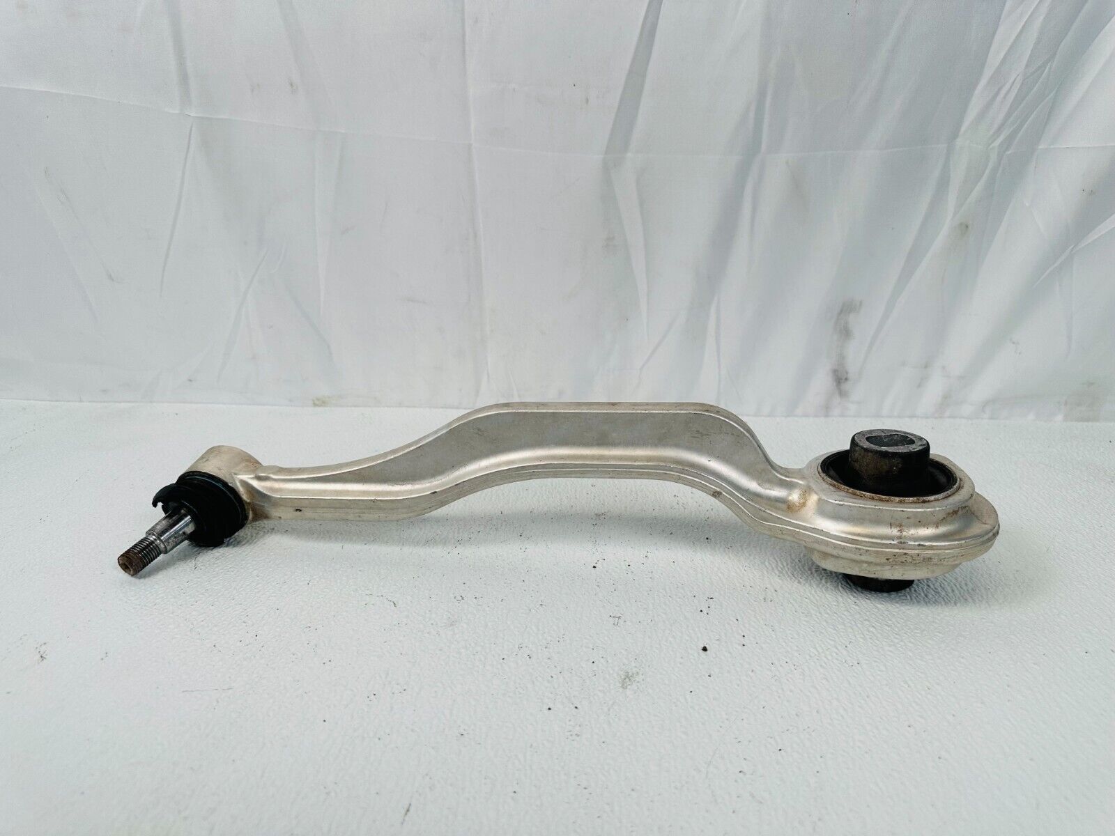 03-11 Mercedes SL500 E350 CLS350 Front Left Side Lower Wishbone Control Arm