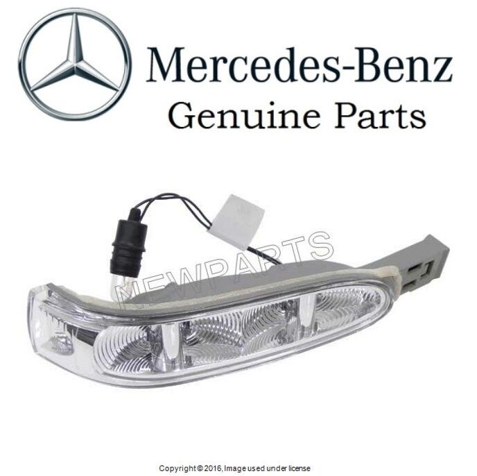 For Mercedes W164 GL ML-Class Passenger Right Door Mirror Turn Signal Light OES
