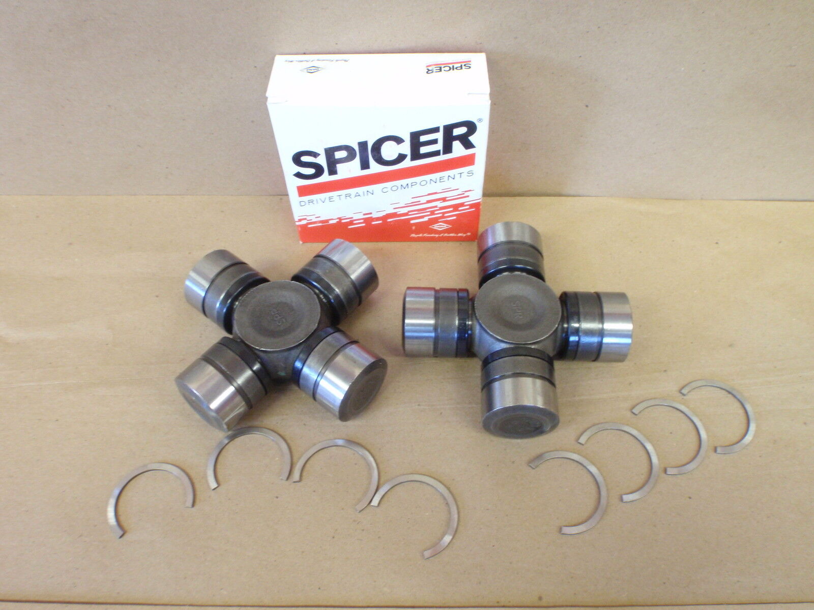 U-Joint Kit Dana Spicer GM 3R Series Inside Clip  GREASEABLE  CAP SIZE 1.125
