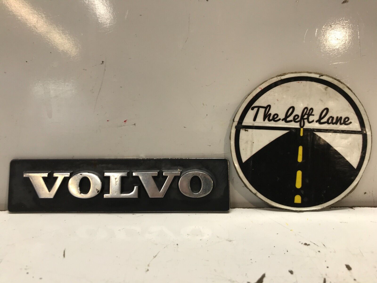86-93 Volvo 240 GL Exterior Side Emblem