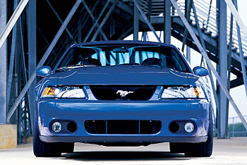  2003 Ford Mustang SVT COBRA