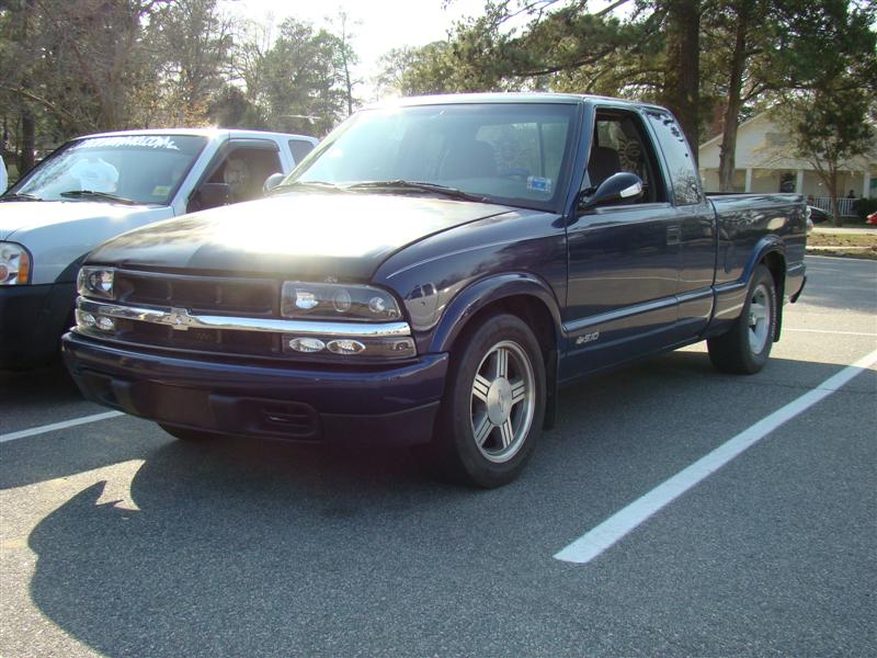 1998 Chevrolet S-10 LS ( Barrie Images