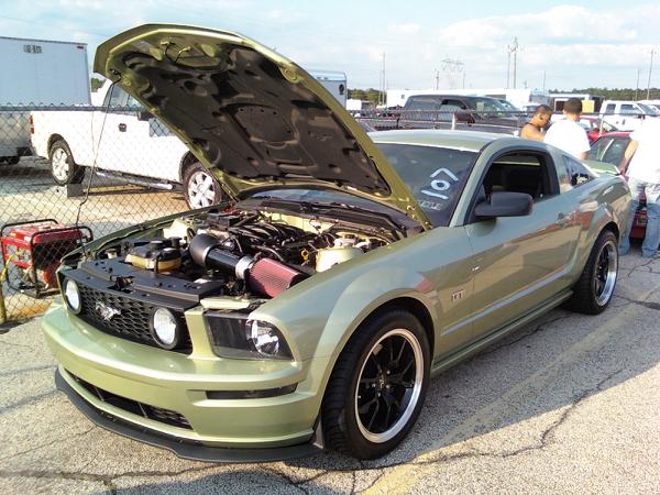 2006 Ford mustang gt quarter mile time #8