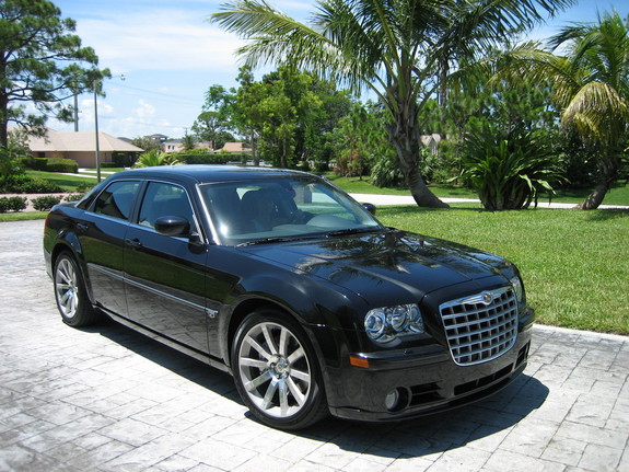  2006 Chrysler 300 SRT