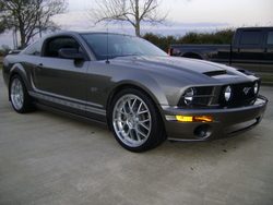 2005 Ford mustang quarter mile time #3