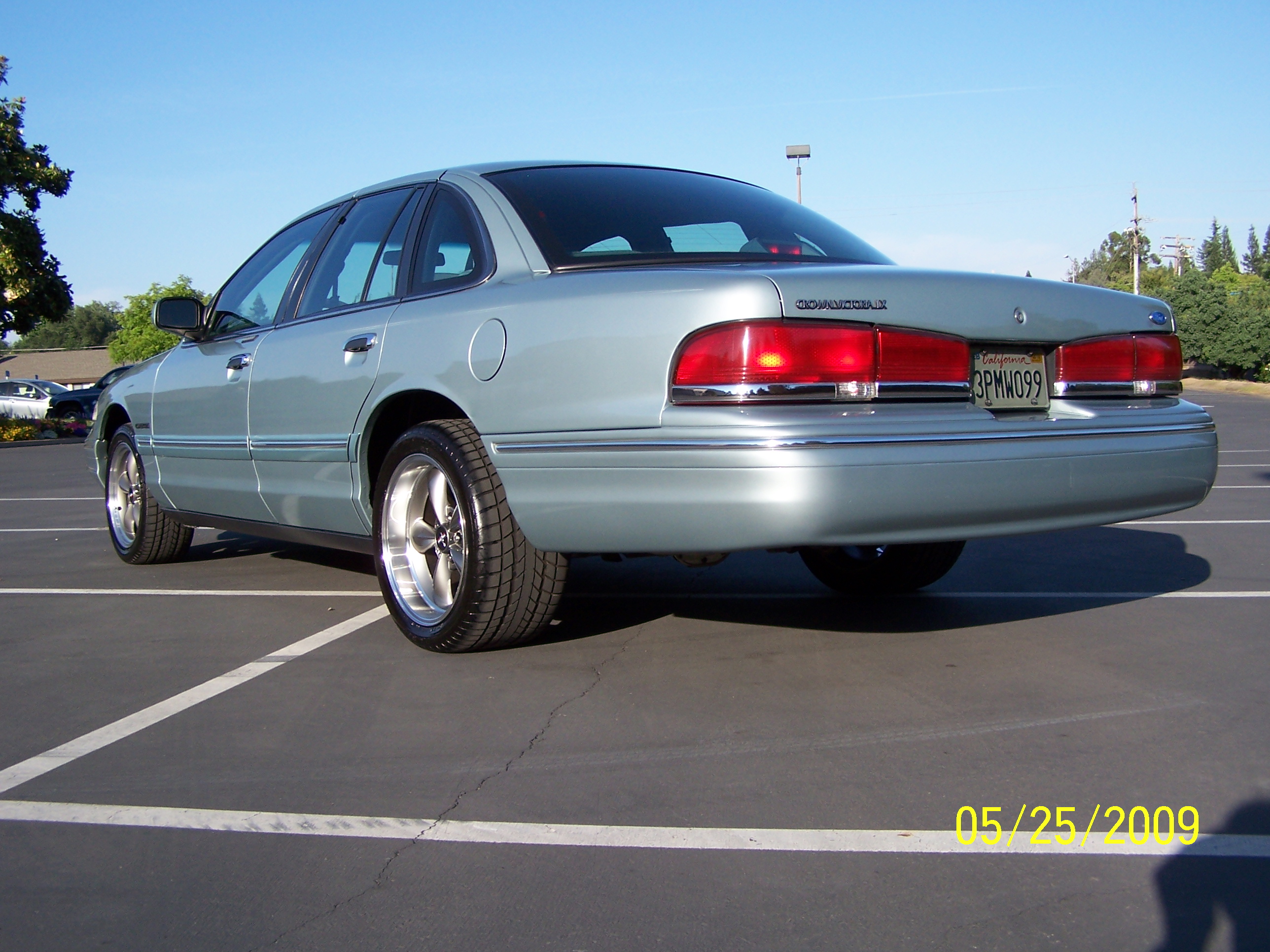 1995 Ford crown victoria lx parts #4