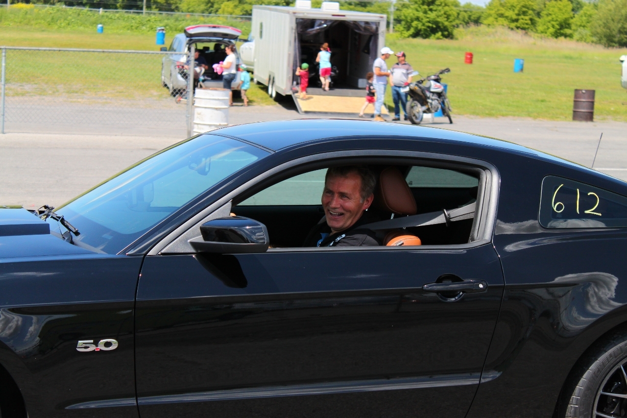 2011 Ford mustang 1 4 mile times #7