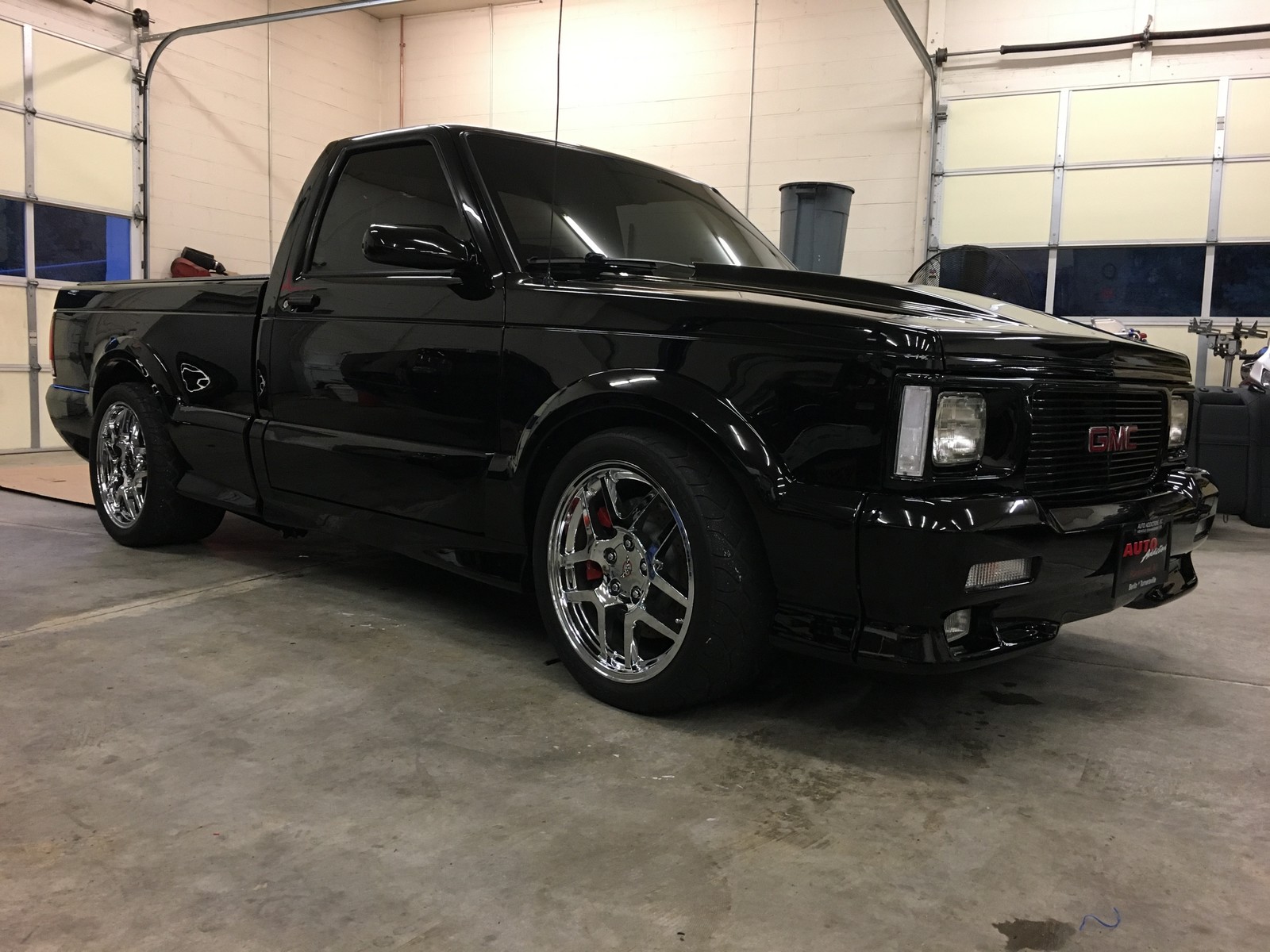 1991 black GMC Syclone  picture, mods, upgrades