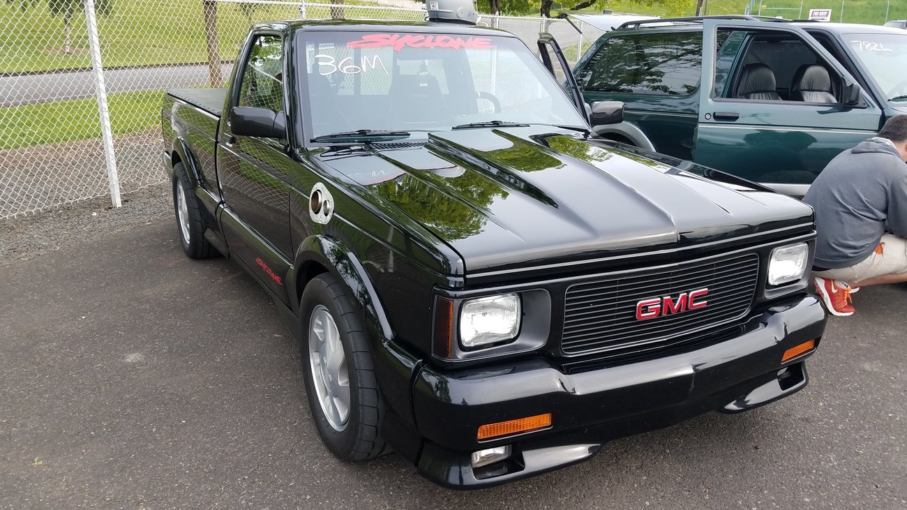 1991 Black GMC Typhoon Syclone Not Typhoon picture, mods, upgrades