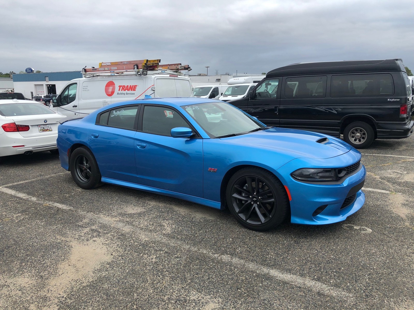B5 Blue 2019 Dodge Charger Scat Pack