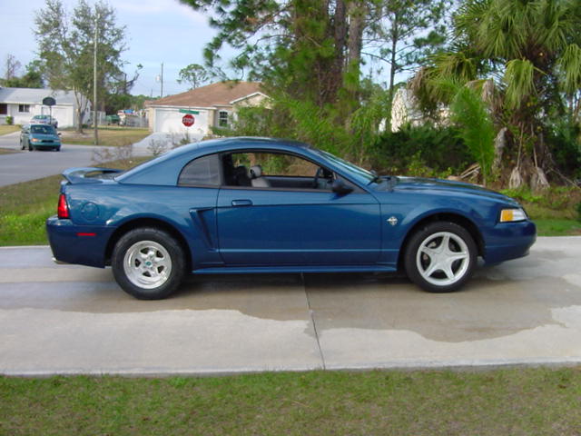  1999 Ford Mustang GT