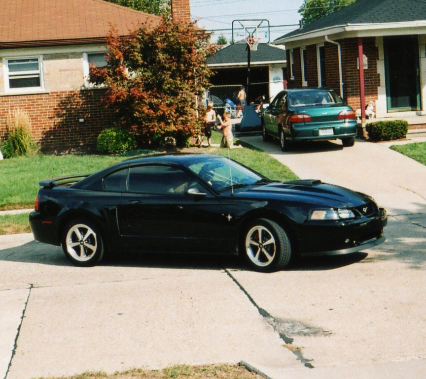 2003 Ford mustang gt performance specs