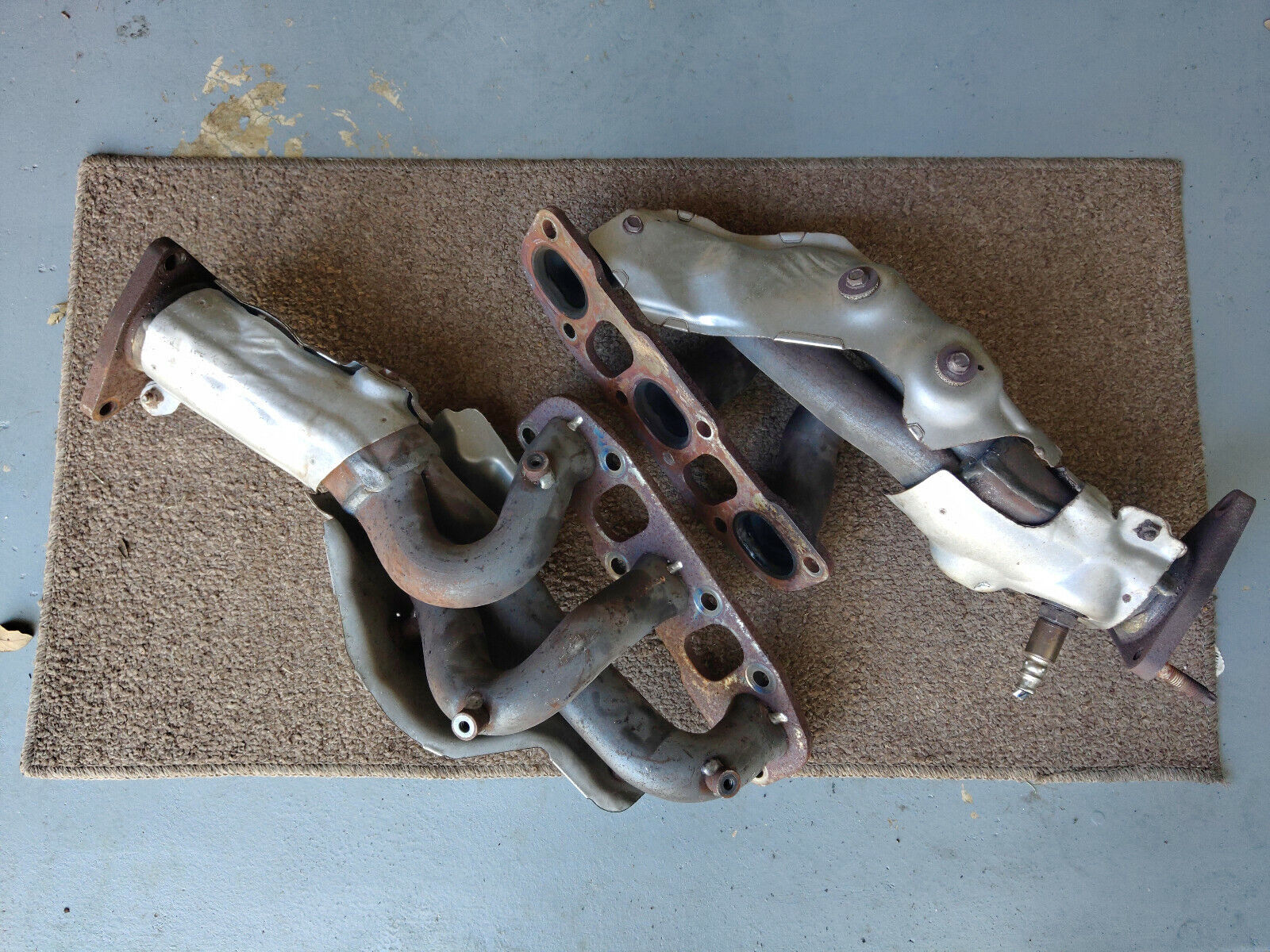 08-13 Infinti G37 Coupe Oem Exhaust Manifold / Headers - Left and Right