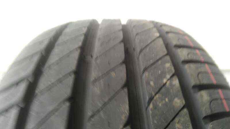205 55 17 95V tires for Renault Megane III FASTBACK 1.5 DCI 2009 1047932