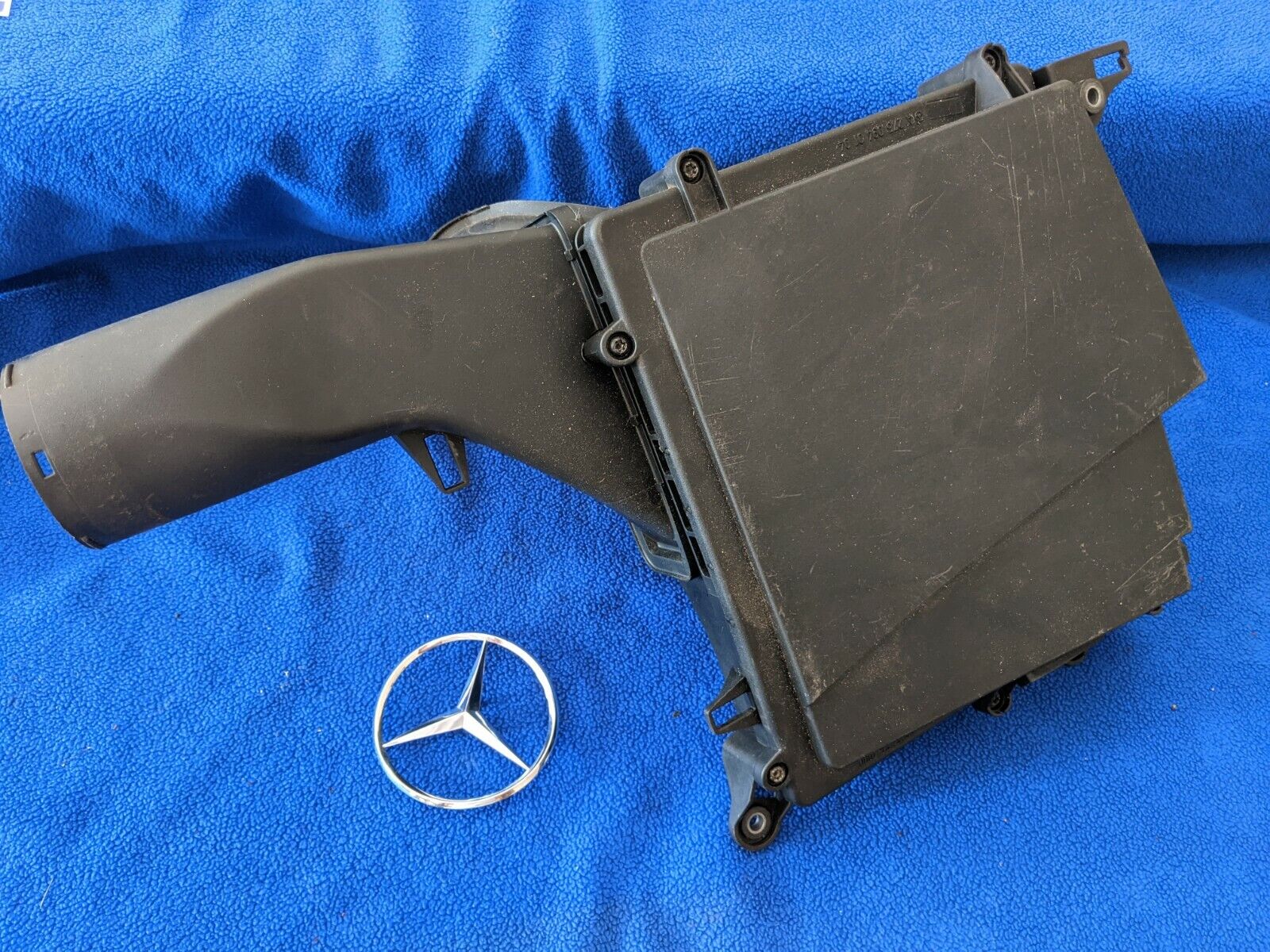 03-08 Mercedes W215 CL600 S600 Air Intake Cleaner Box Right Passenger 2750900701